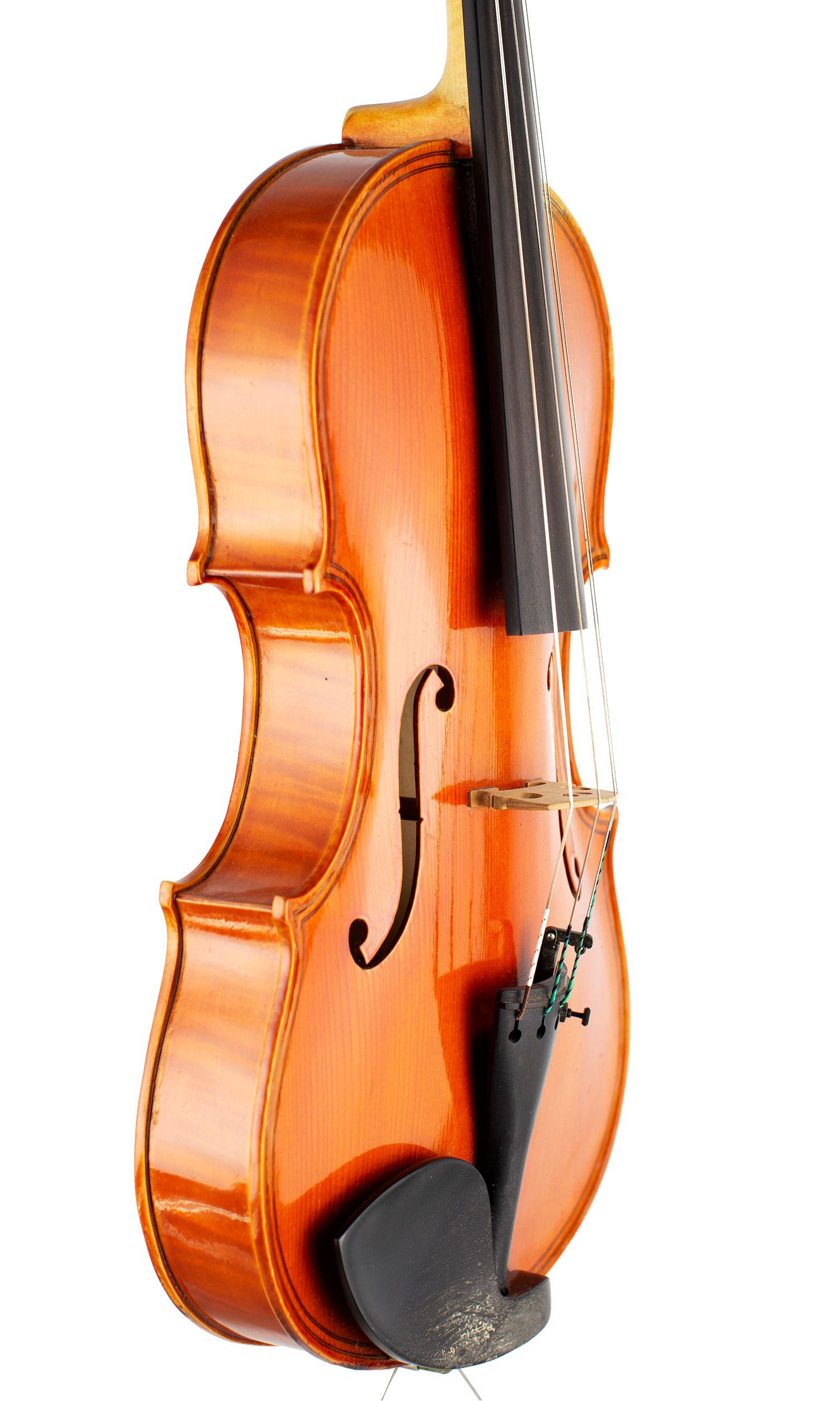 A viola by Rodrick R. Ward, Cambridge, 2010 — angled view, 60°