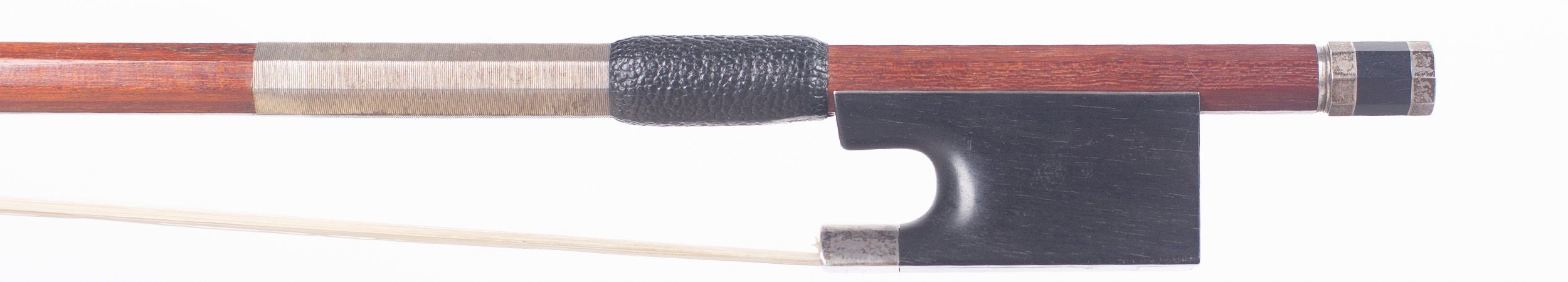A silver-mounted violin bow by Andrew McGill — frog
