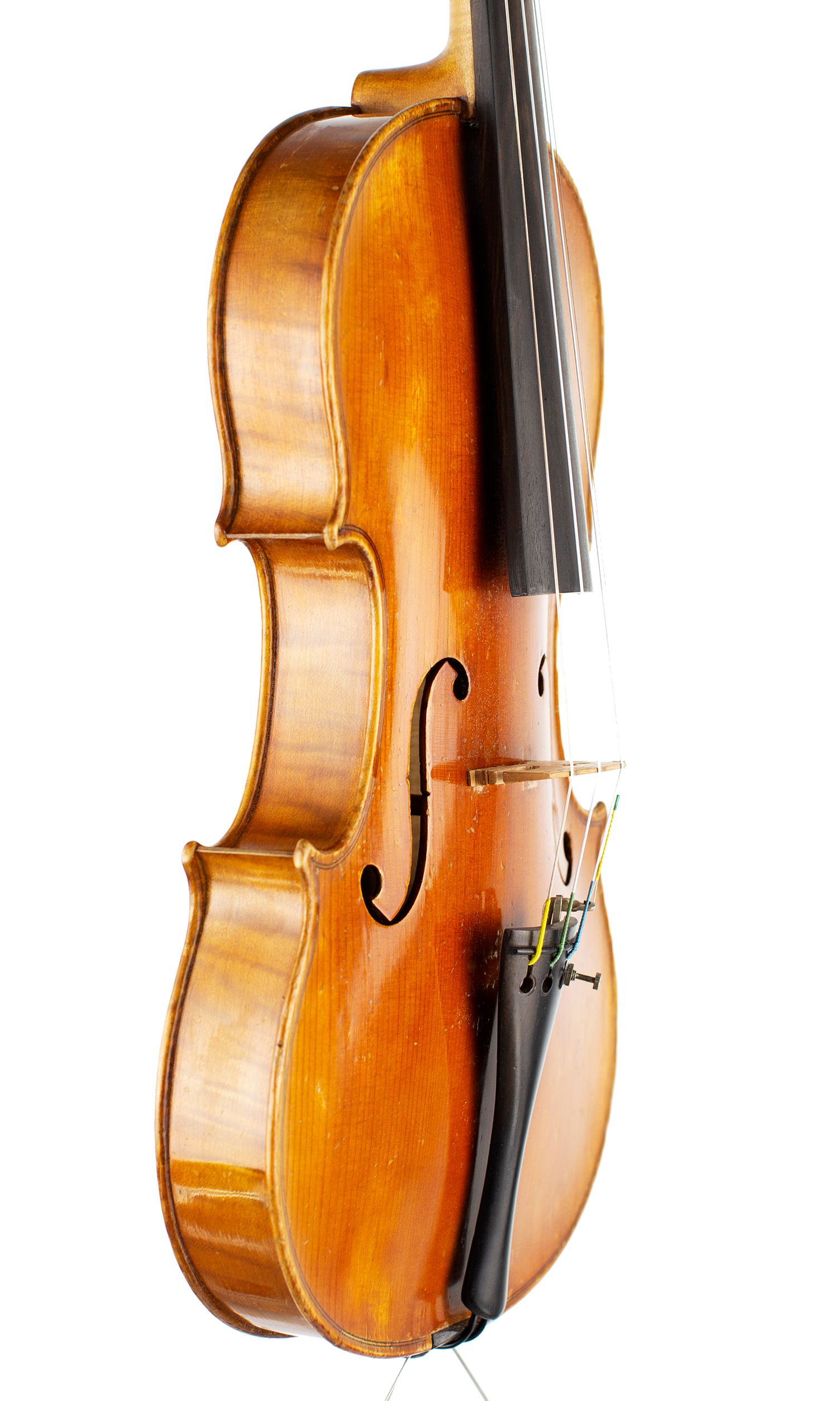 Violin, Workshop of Johann Reiter, Mittenwald, 1941 — angled view, 60°