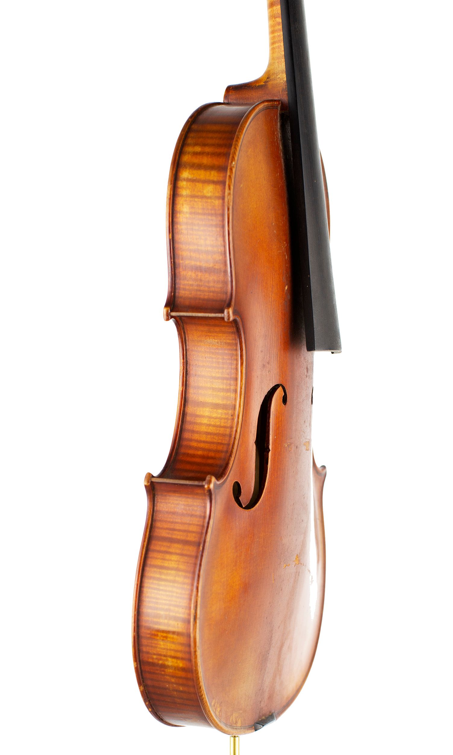Violin, Workshop of Dieudonne, Mirecourt, 1937 — angled view, 70°