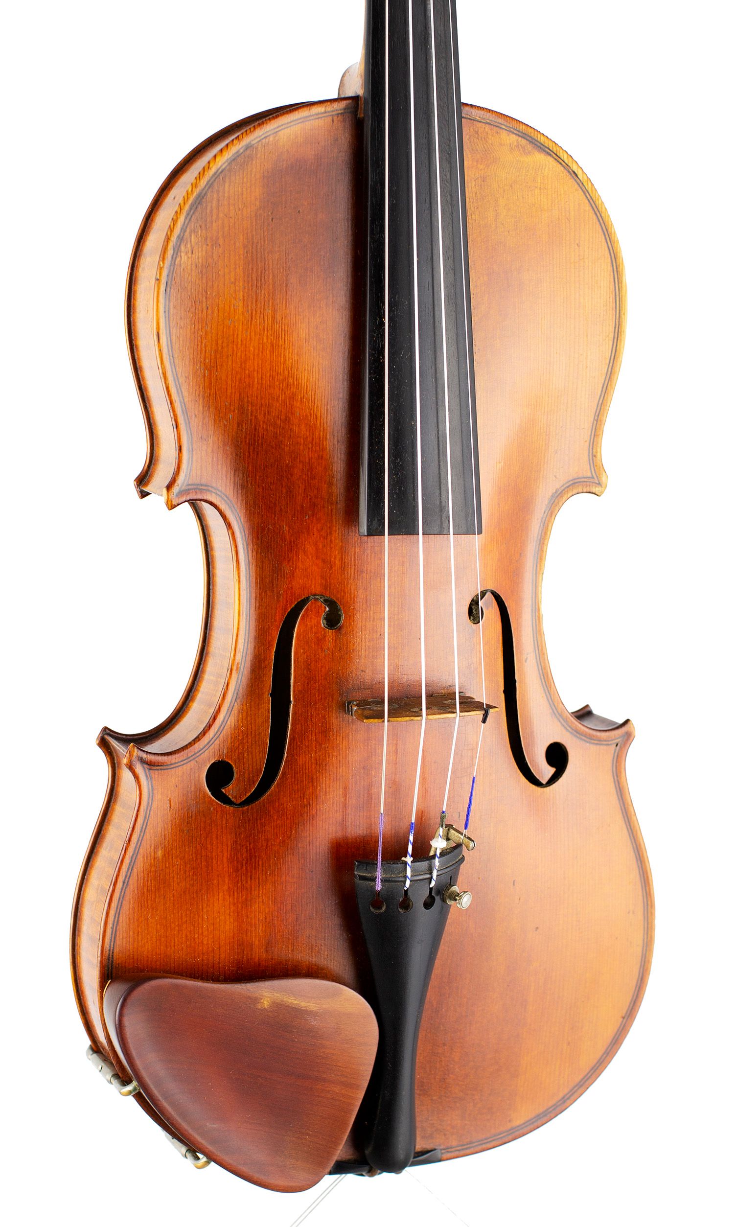 Violin by Paul Voigt, Manchester, 1932 — angled view, 20°